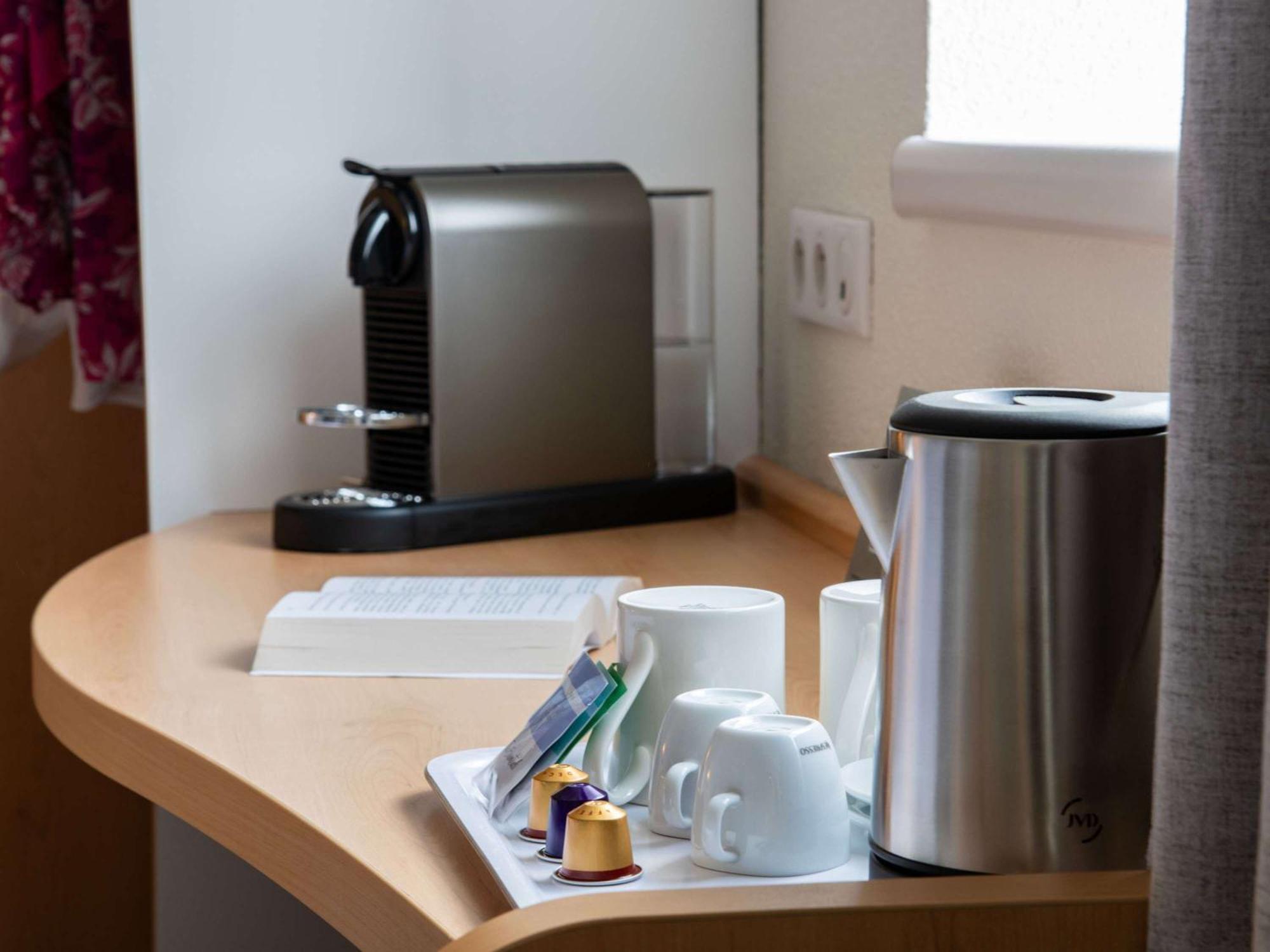 Hotel Ibis Rennes Centre Gare Sud Bagian luar foto